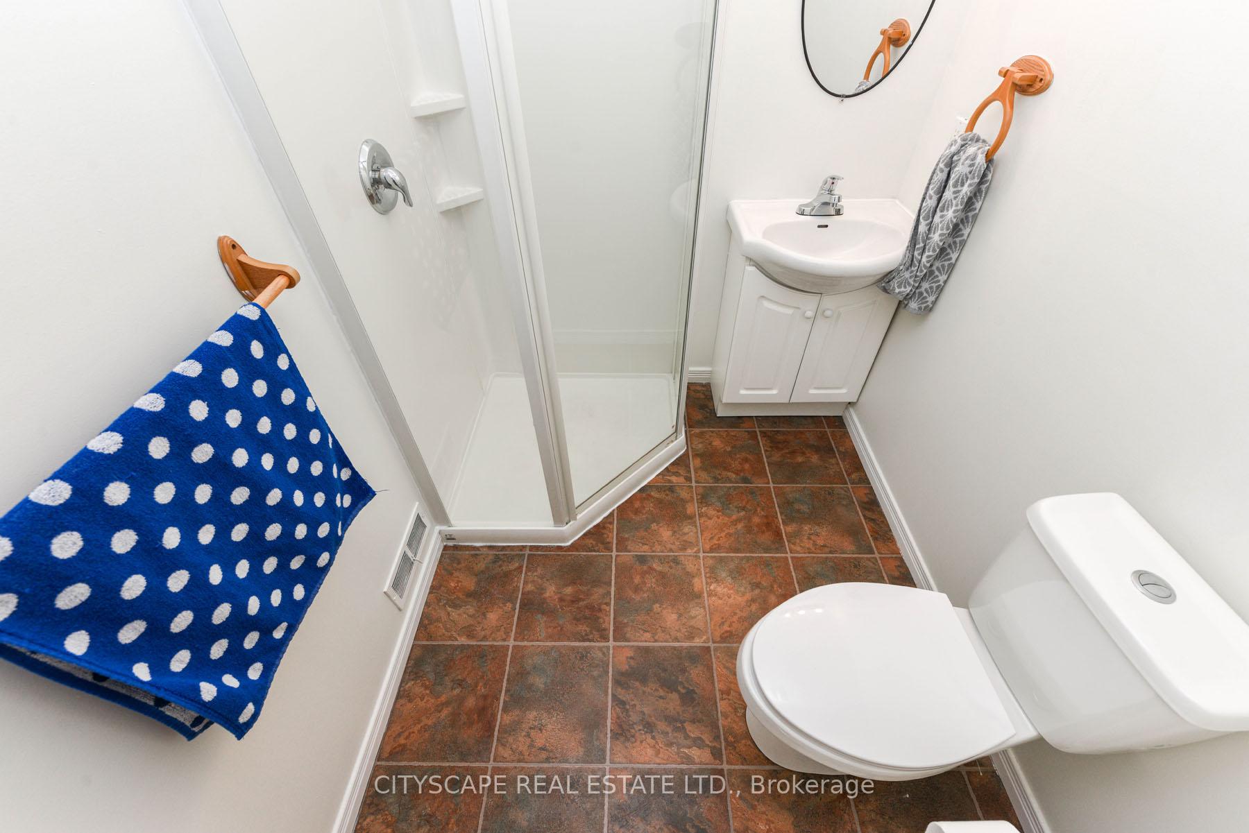 Photo 21 of Unit 35, 31 Schroder Crescent, Guelph, Grange Road — HOMEH