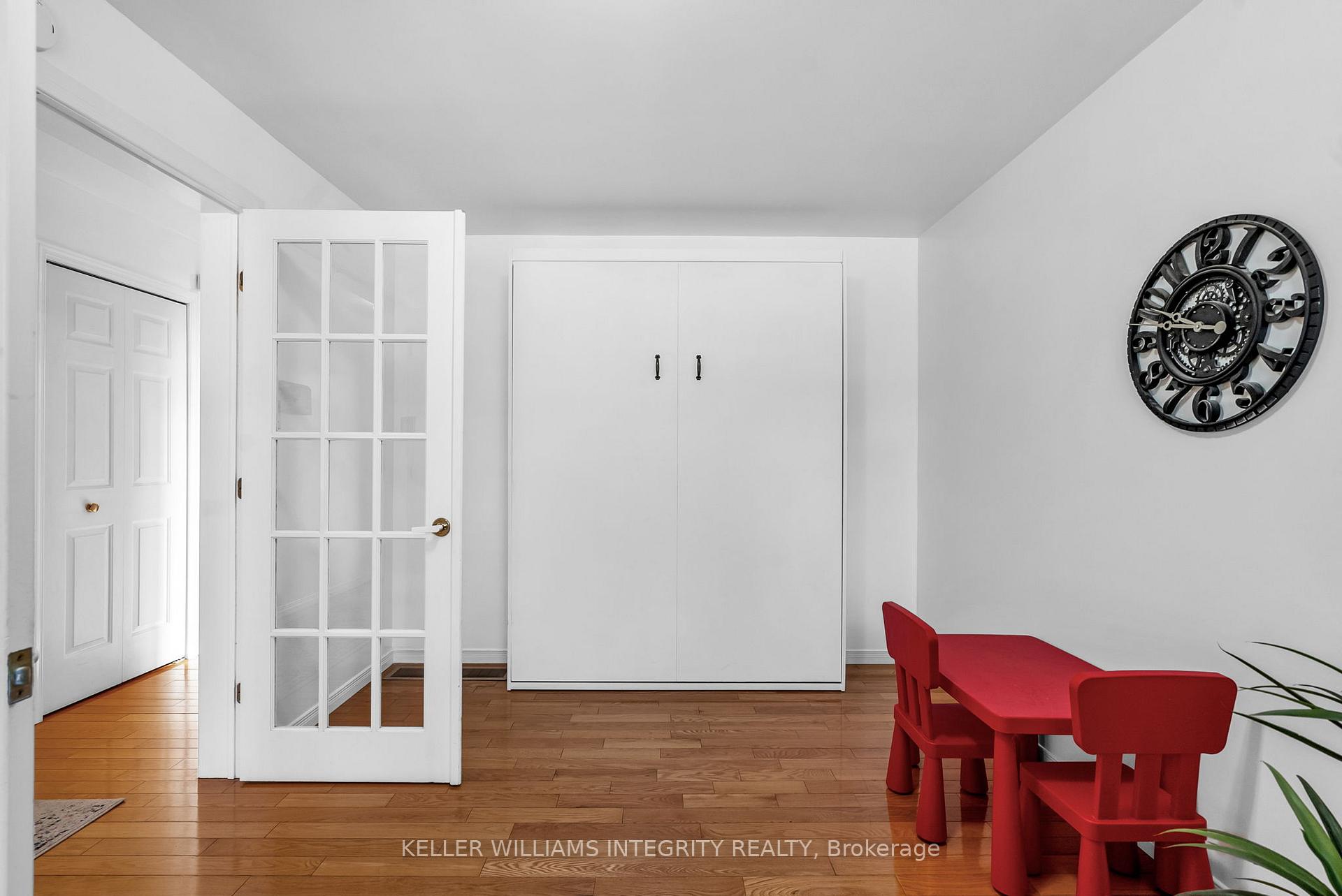 Photo 6 of 664 Champlain Drive, Cornwall — HOMEH