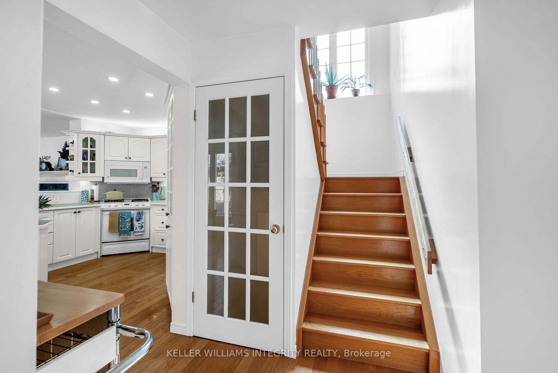 Photo 7 of 664 Champlain Drive, Cornwall — HOMEH