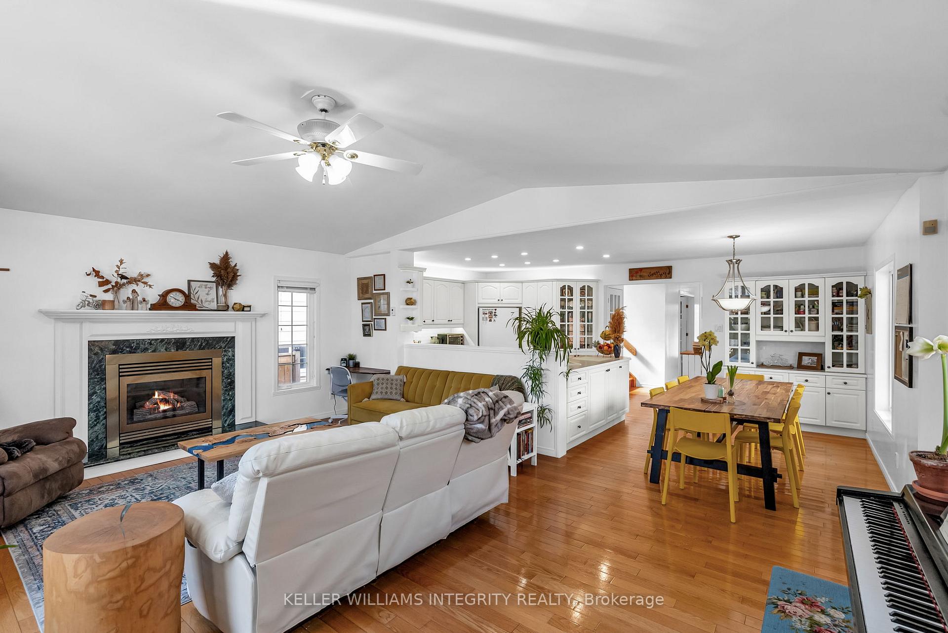 Photo 10 of 664 Champlain Drive, Cornwall — HOMEH