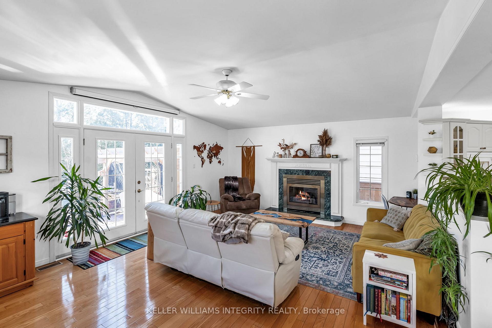 Photo 17 of 664 Champlain Drive, Cornwall — HOMEH