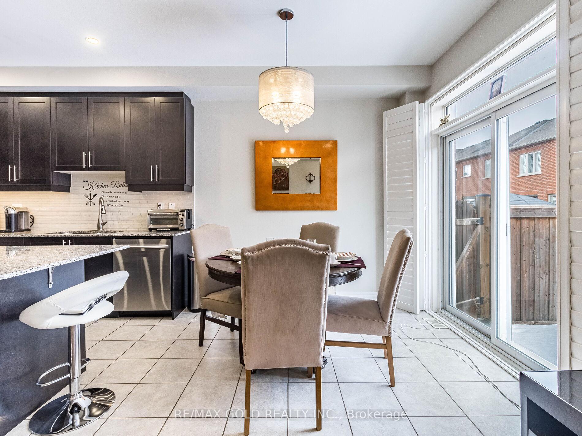 Photo 13 of 19 Pritchard Road, Brampton, Northwest Brampton — HOMEH