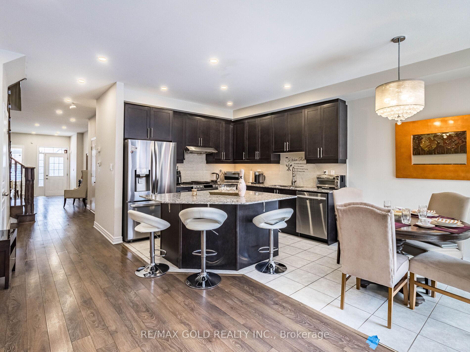 Photo 2 of 19 Pritchard Road, Brampton, Northwest Brampton — HOMEH