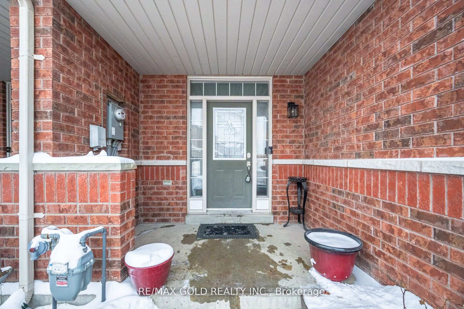 Photo 2 of 8 Osgoode Drive, Brampton, Bram East — HOMEH