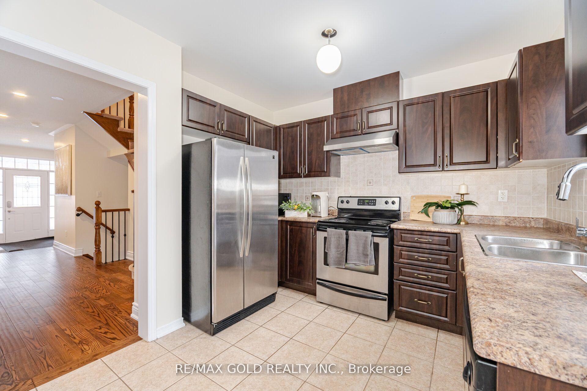 Photo 28 of 8 Osgoode Drive, Brampton, Bram East — HOMEH