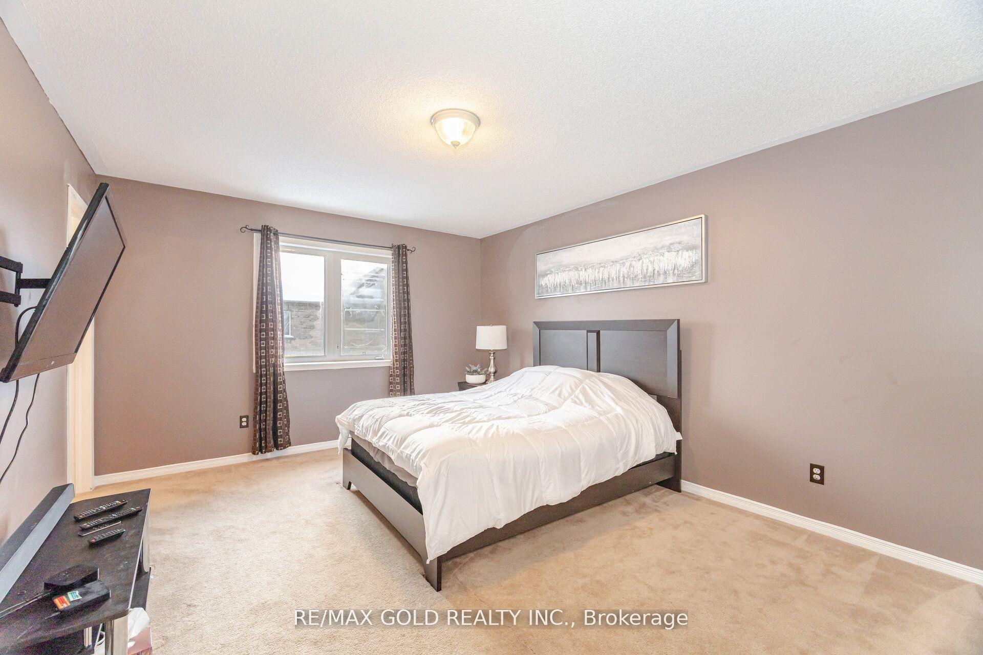 Photo 18 of 8 Osgoode Drive, Brampton, Bram East — HOMEH