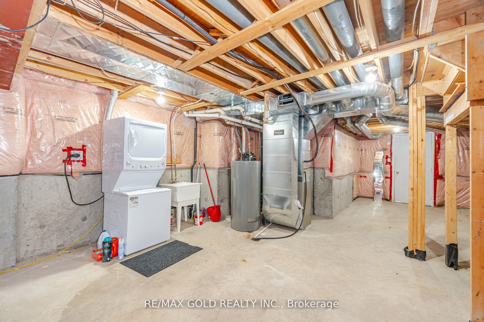 Photo 16 of 8 Osgoode Drive, Brampton, Bram East — HOMEH