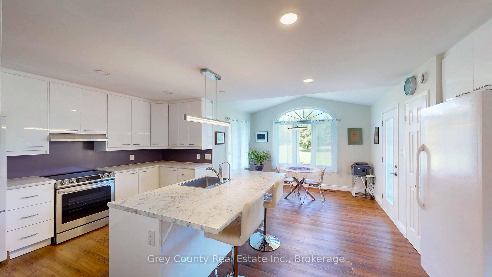 Photo 11 of 428233 8th Concession A, Grey Highlands — HOMEH