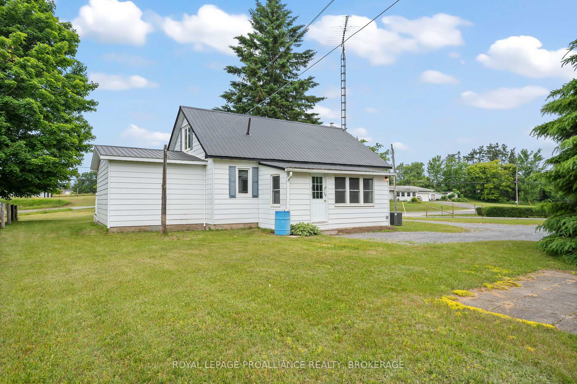 Photo 22 of 7672 Highway 38, Frontenac, Frontenac South — HOMEH