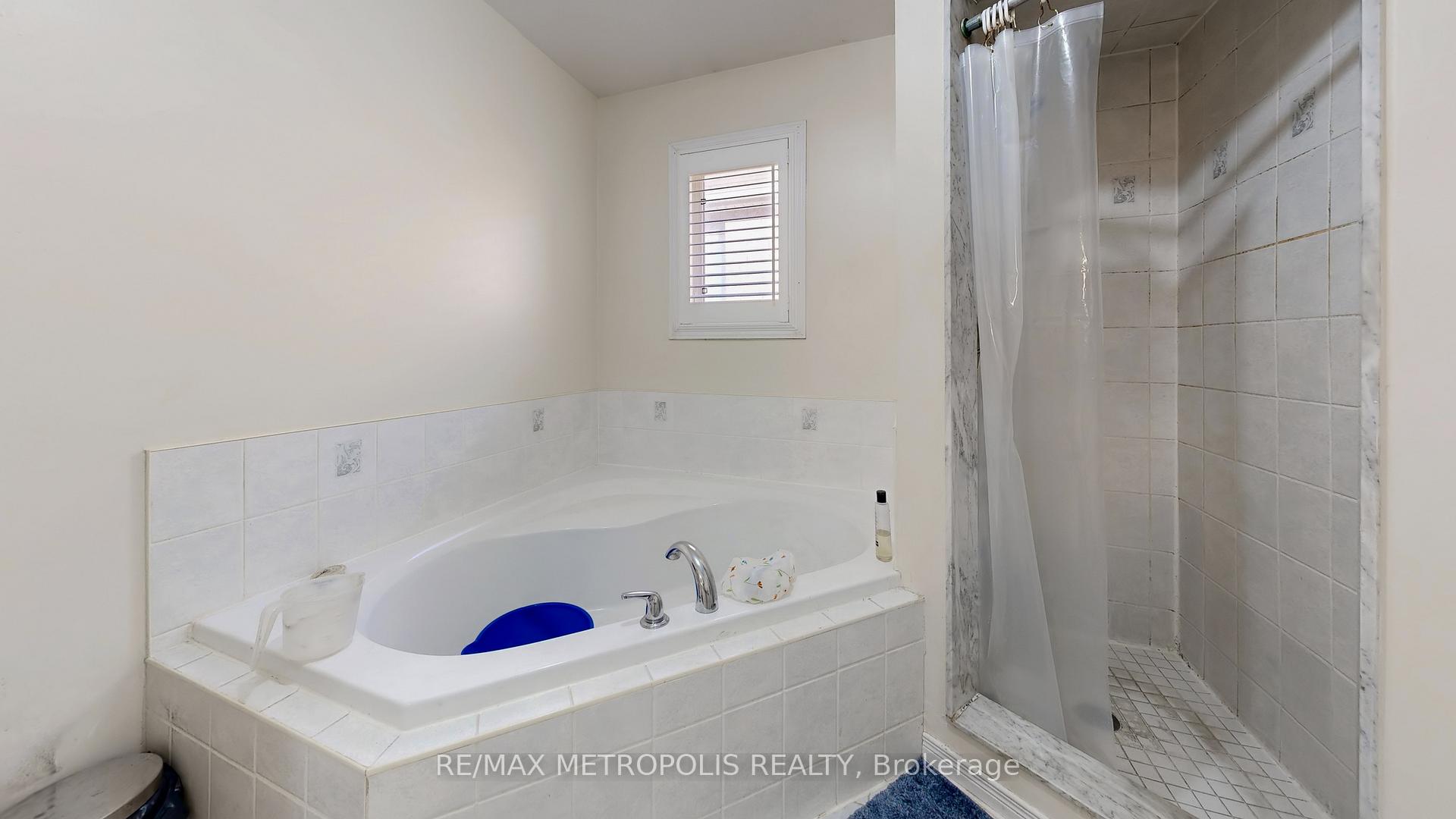 Photo 23 of 80 Charles Brown Road E, Markham, Cedarwood — HOMEH