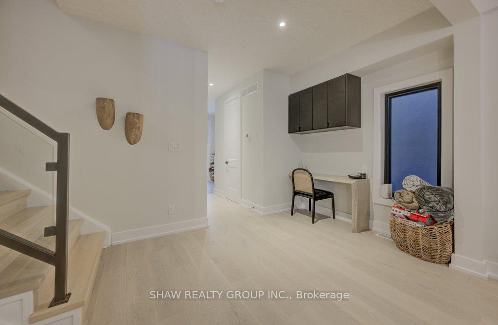Photo 4 of 641 Wild Rye Street, Waterloo — HOMEH