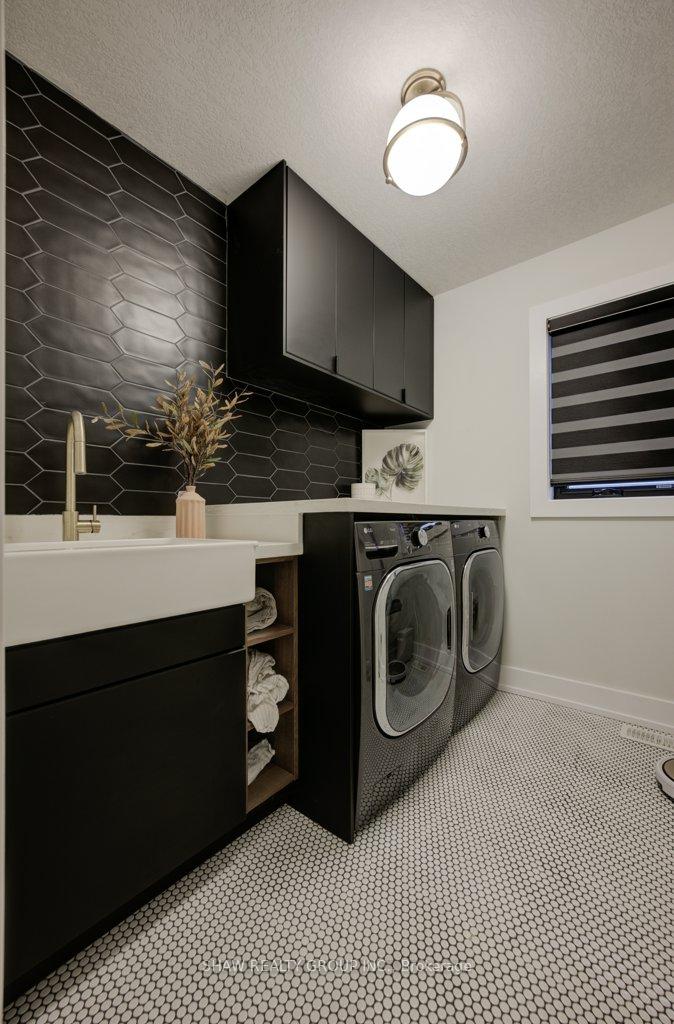 Photo 19 of 641 Wild Rye Street, Waterloo — HOMEH