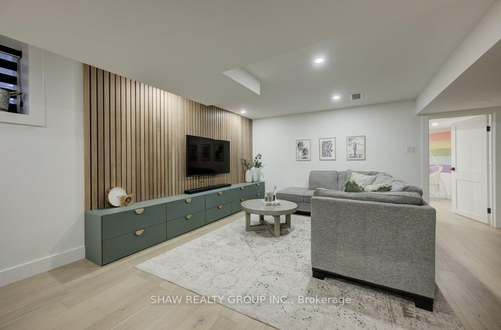 Photo 39 of 641 Wild Rye Street, Waterloo — HOMEH