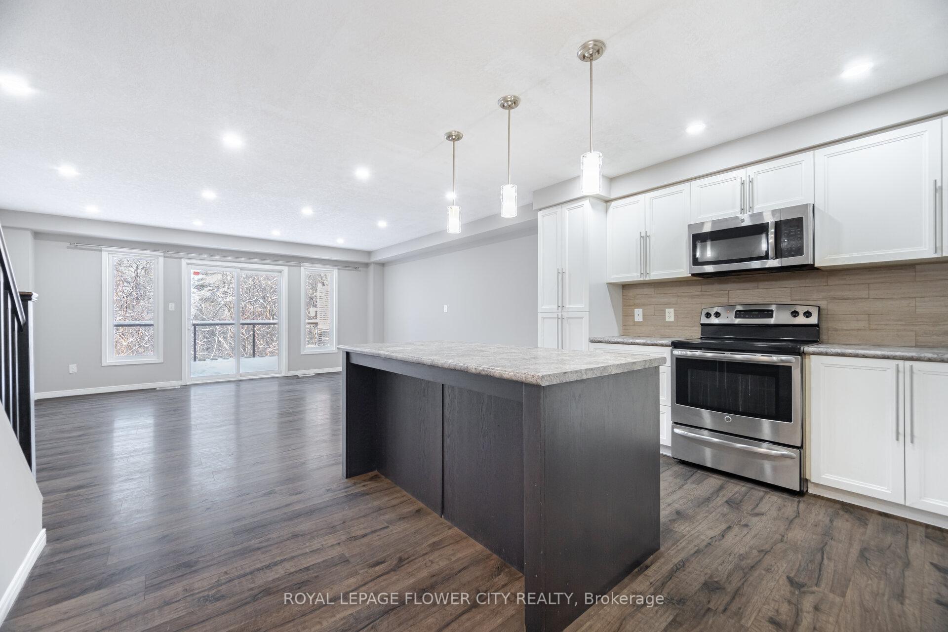 Photo 4 of 185 Maitland Street, Kitchener, Huron Park — HOMEH