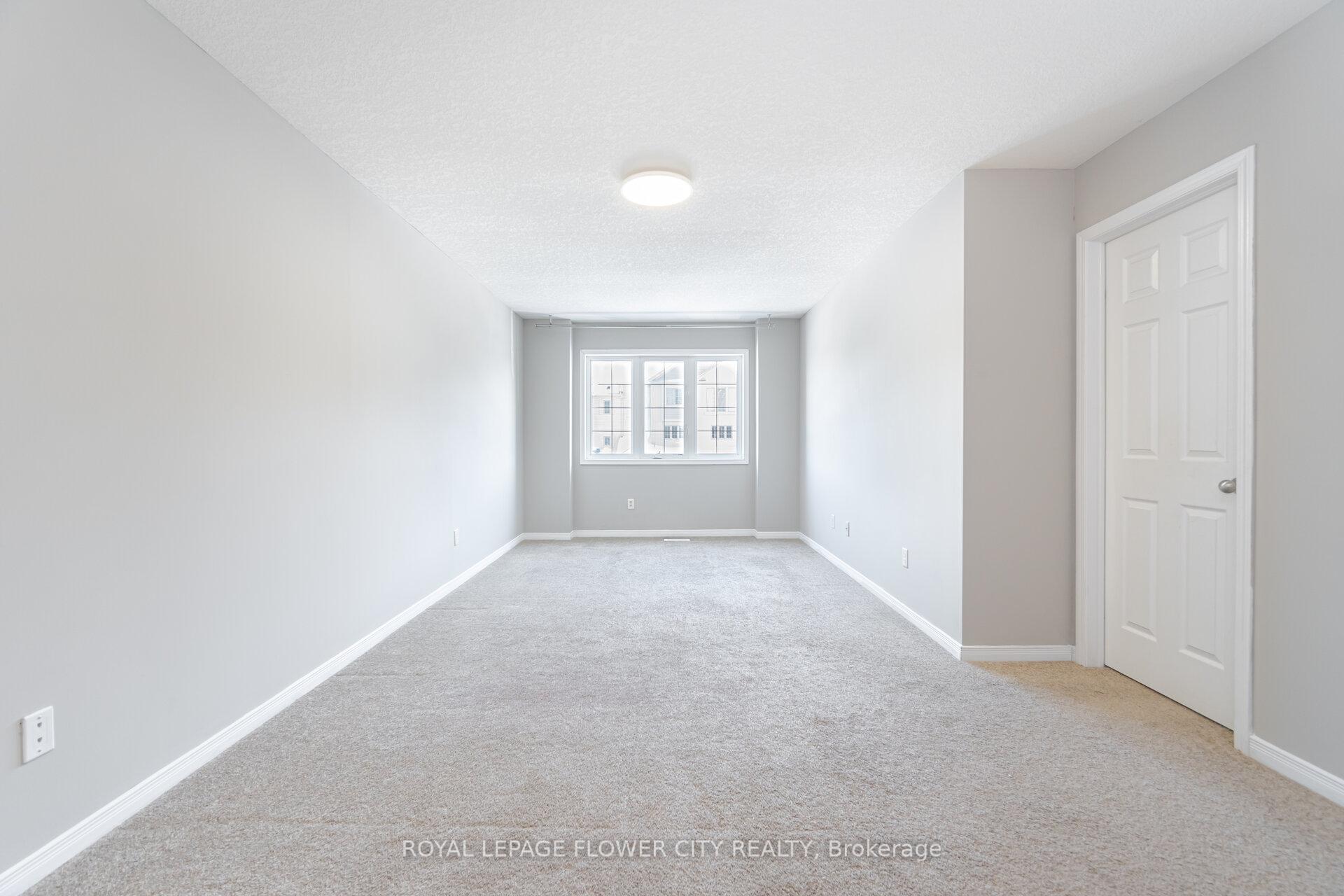 Photo 24 of 185 Maitland Street, Kitchener, Huron Park — HOMEH