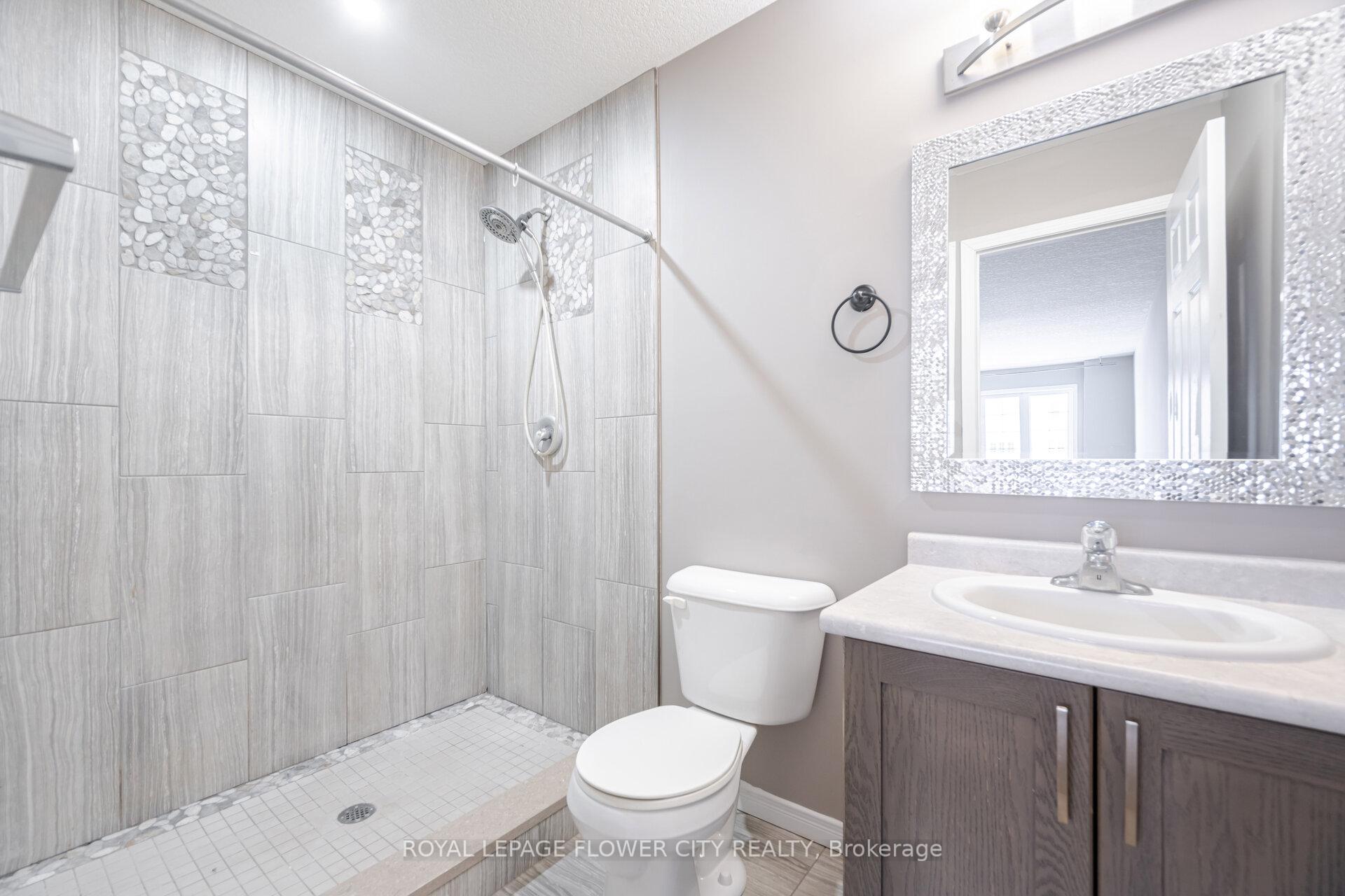 Photo 13 of 185 Maitland Street, Kitchener, Huron Park — HOMEH