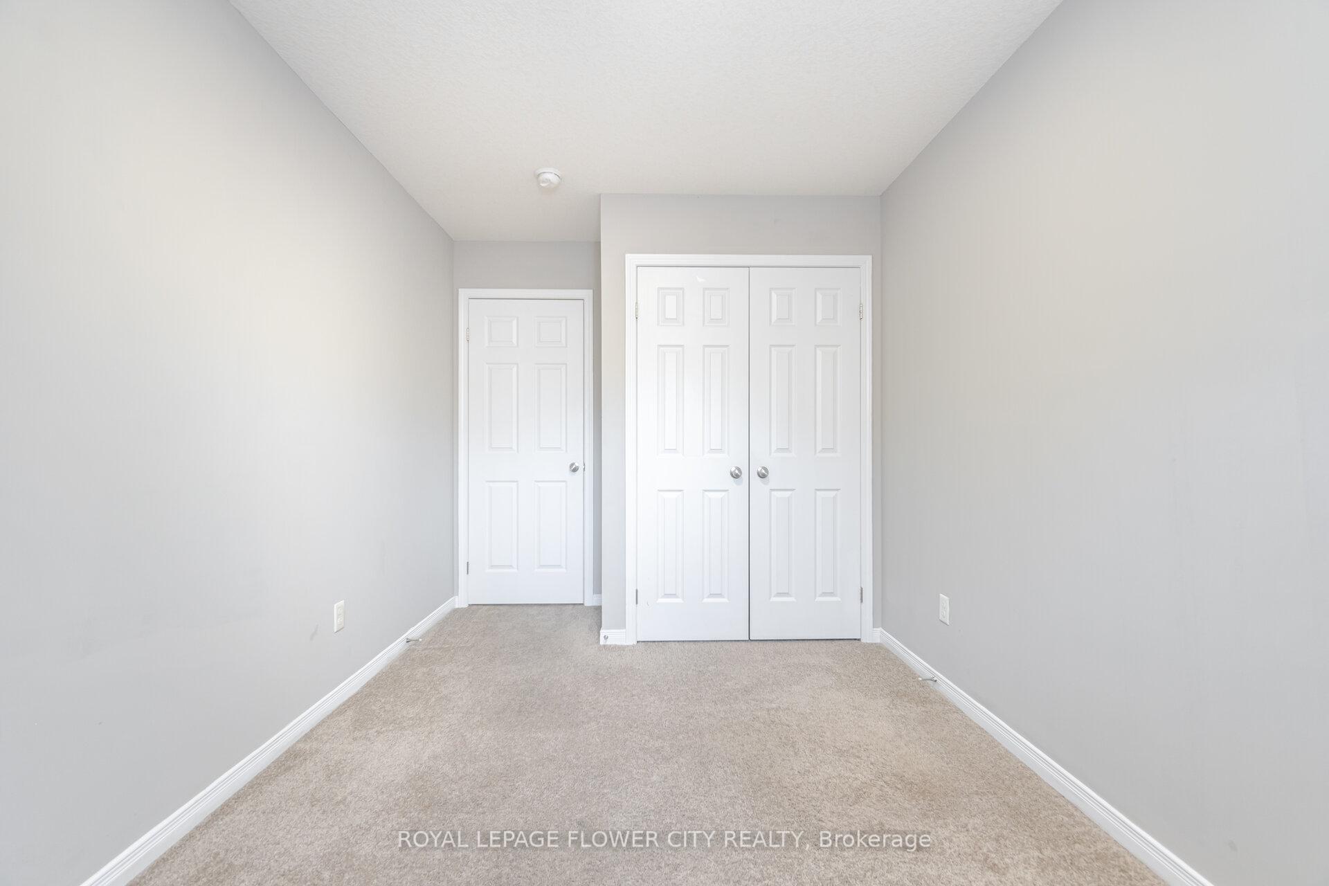 Photo 40 of 185 Maitland Street, Kitchener, Huron Park — HOMEH