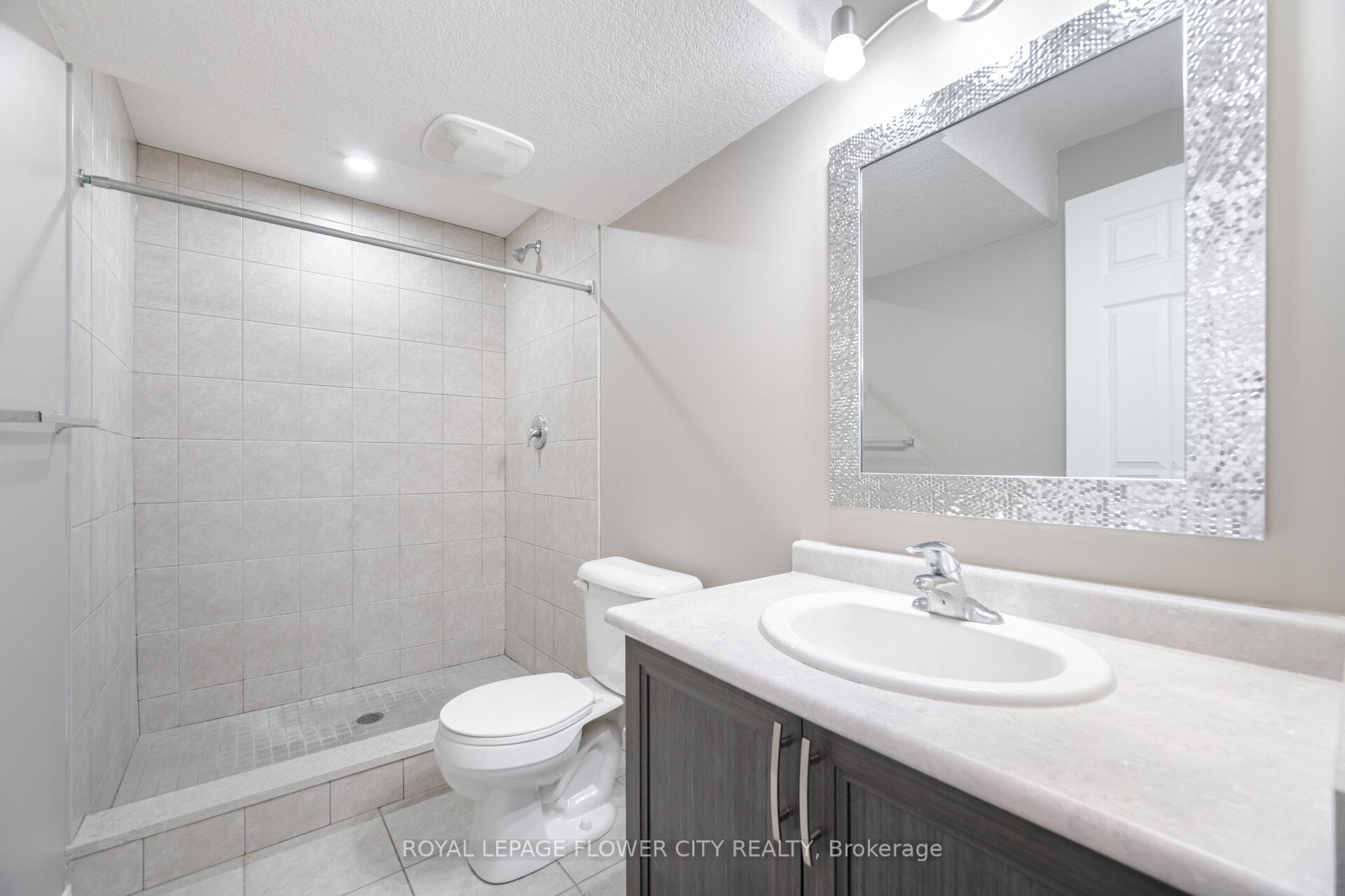 Photo 19 of 185 Maitland Street, Kitchener, Huron Park — HOMEH