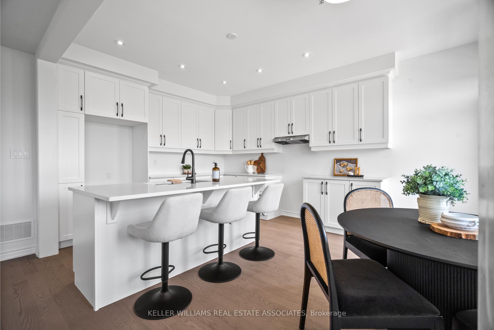 Photo 15 of 52 Aster Woods Drive, Caledon, Rural Caledon — HOMEH