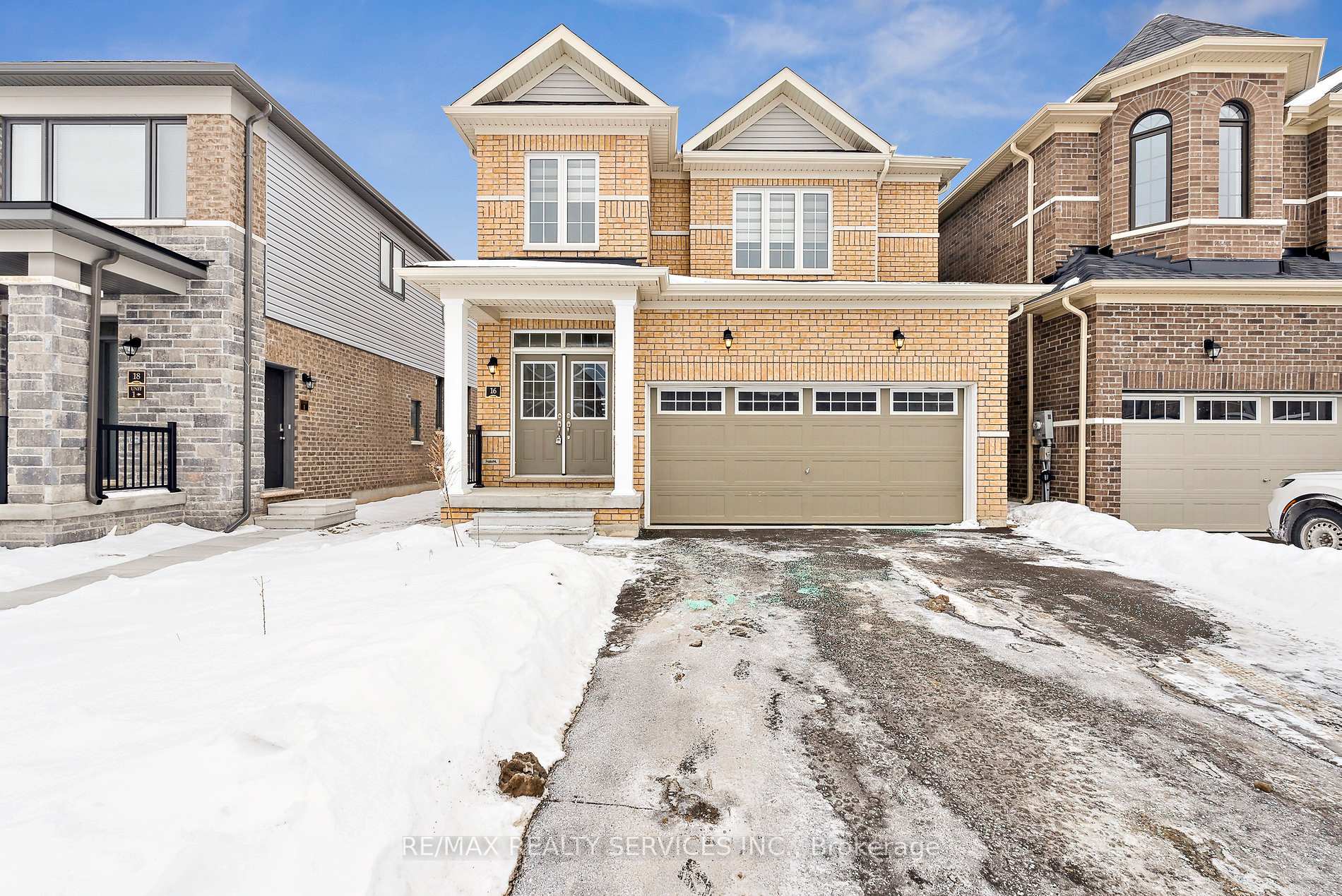 Photo 1 of 16 Ludlow Drive, Barrie, Innis-Shore — HOMEH