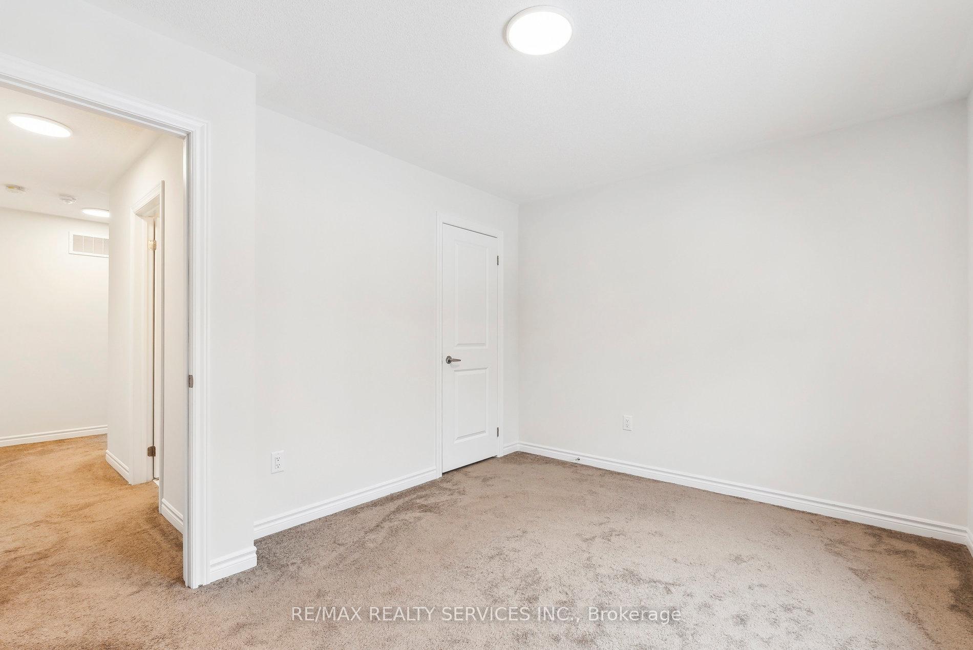 Photo 30 of 16 Ludlow Drive, Barrie, Innis-Shore — HOMEH