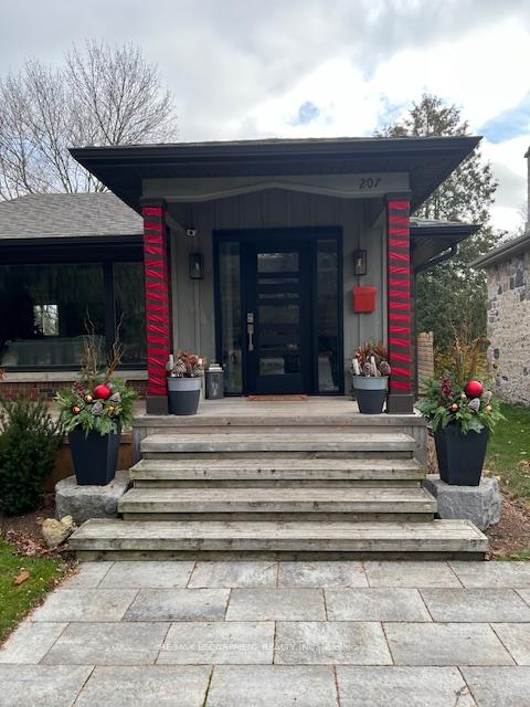 Photo 2 of 207 West River Road, Cambridge, St Andrews/Southwood — HOMEH
