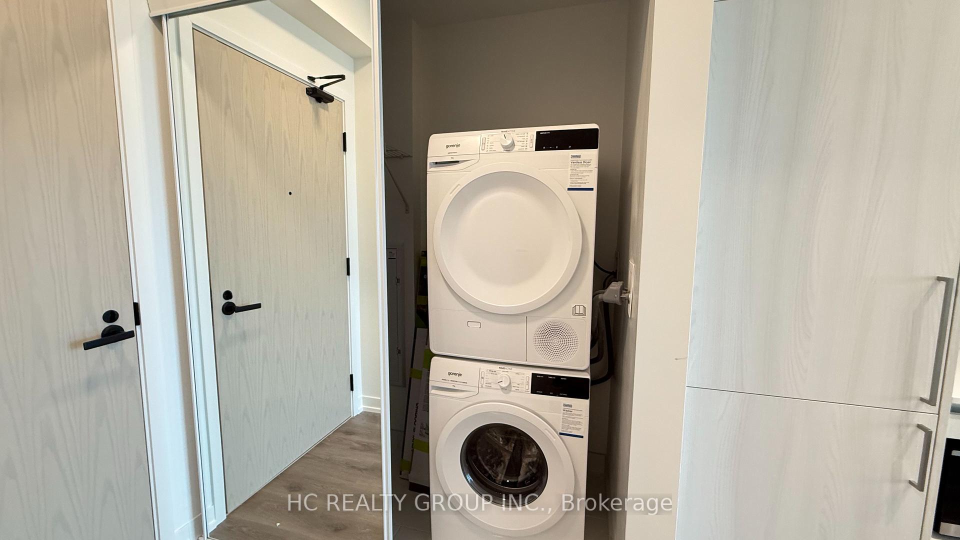Photo 4 of Unit 1205, 225 Commerce Street, Vaughan, Vaughan Corporate Centre — HOMEH