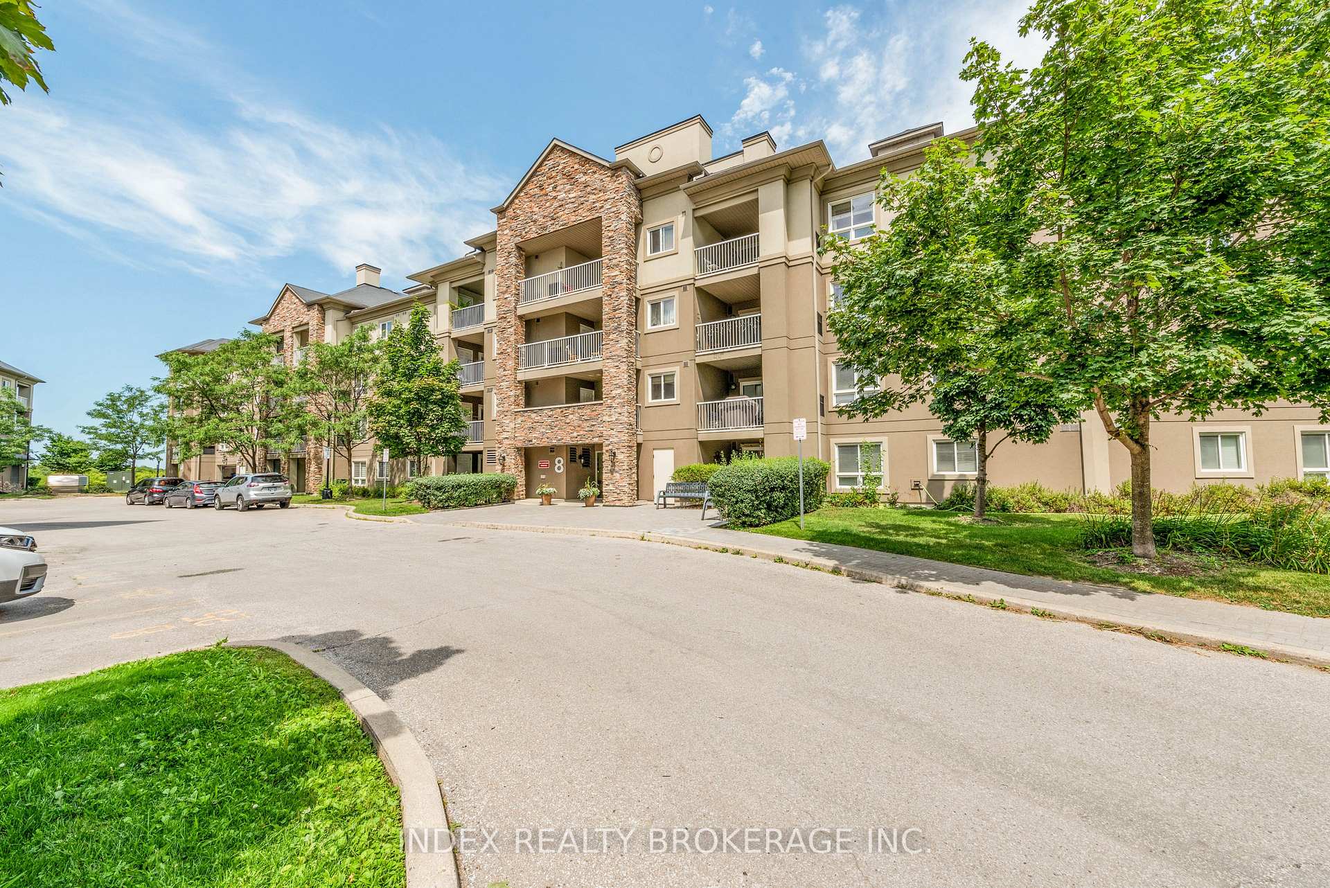 Photo 12 of Unit 1218, 8 Dayspring Circle, Brampton, Goreway Drive Corridor — HOMEH
