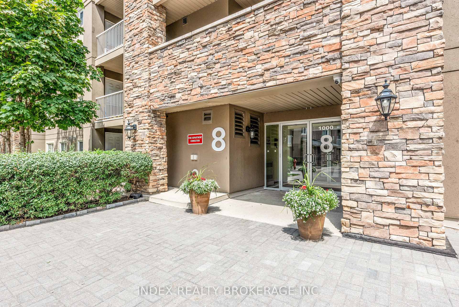 Photo 6 of Unit 1218, 8 Dayspring Circle, Brampton, Goreway Drive Corridor — HOMEH