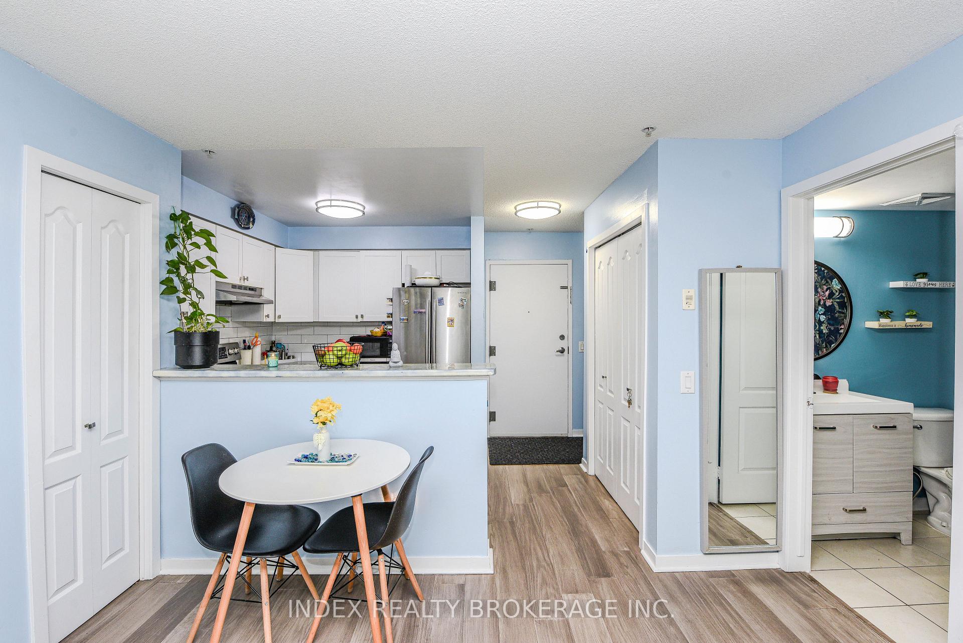 Photo 9 of Unit 1218, 8 Dayspring Circle, Brampton, Goreway Drive Corridor — HOMEH