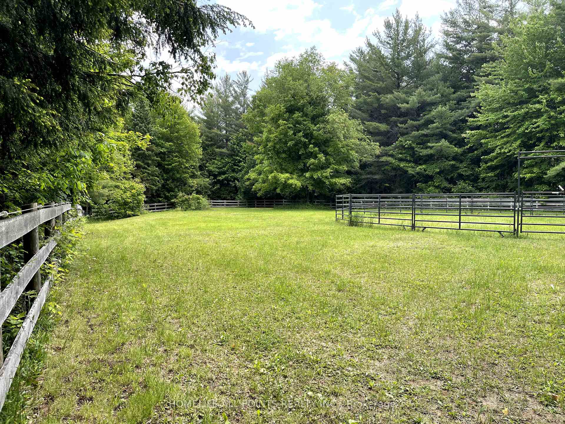 Photo 41 of 7190 93 Highway, Tiny, Rural Tiny — HOMEH