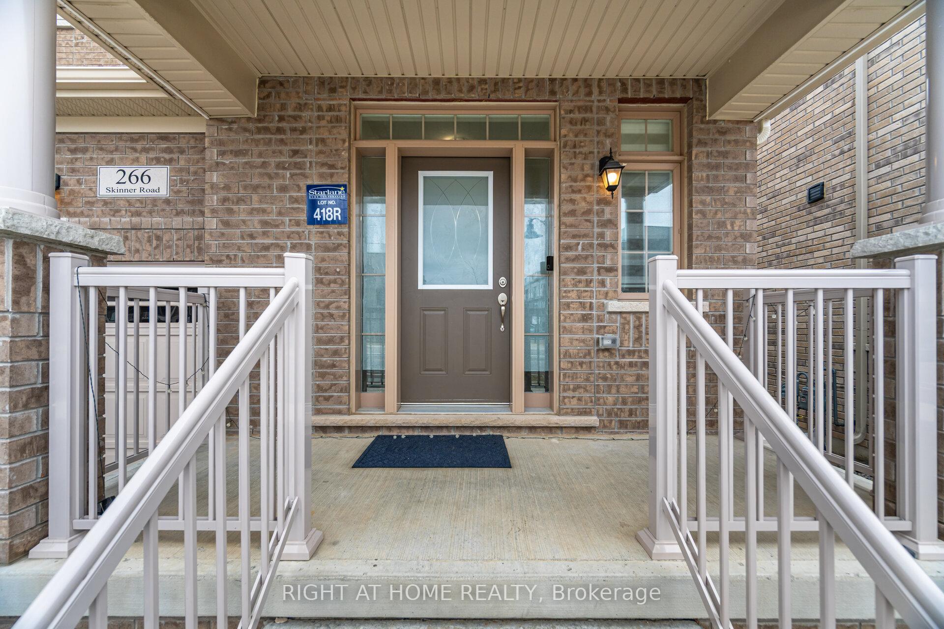 Photo 2 of 266 Skinner Road, Hamilton, Waterdown — HOMEH