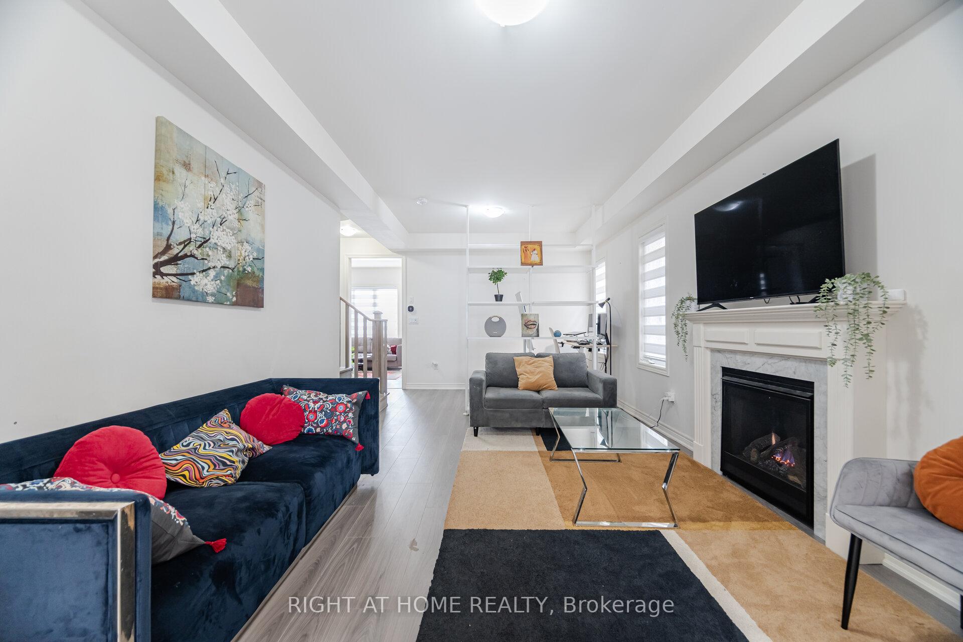 Photo 5 of 266 Skinner Road, Hamilton, Waterdown — HOMEH