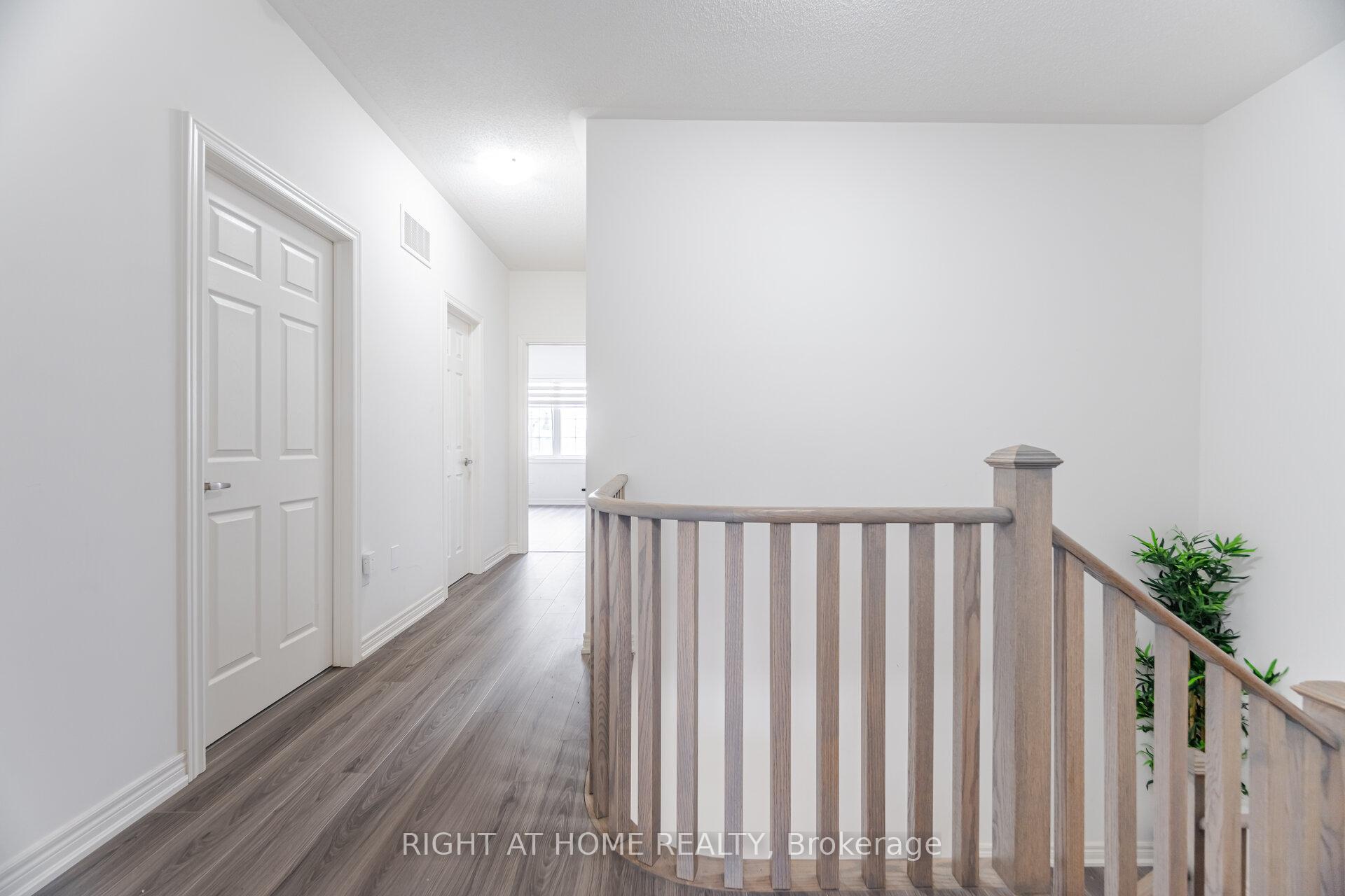 Photo 22 of 266 Skinner Road, Hamilton, Waterdown — HOMEH