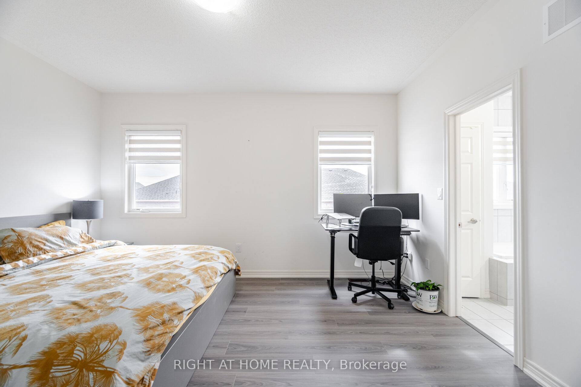 Photo 23 of 266 Skinner Road, Hamilton, Waterdown — HOMEH