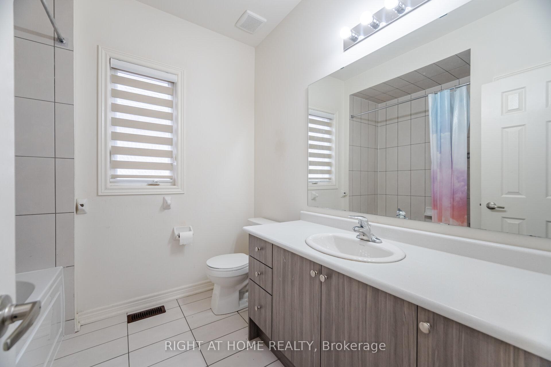 Photo 29 of 266 Skinner Road, Hamilton, Waterdown — HOMEH