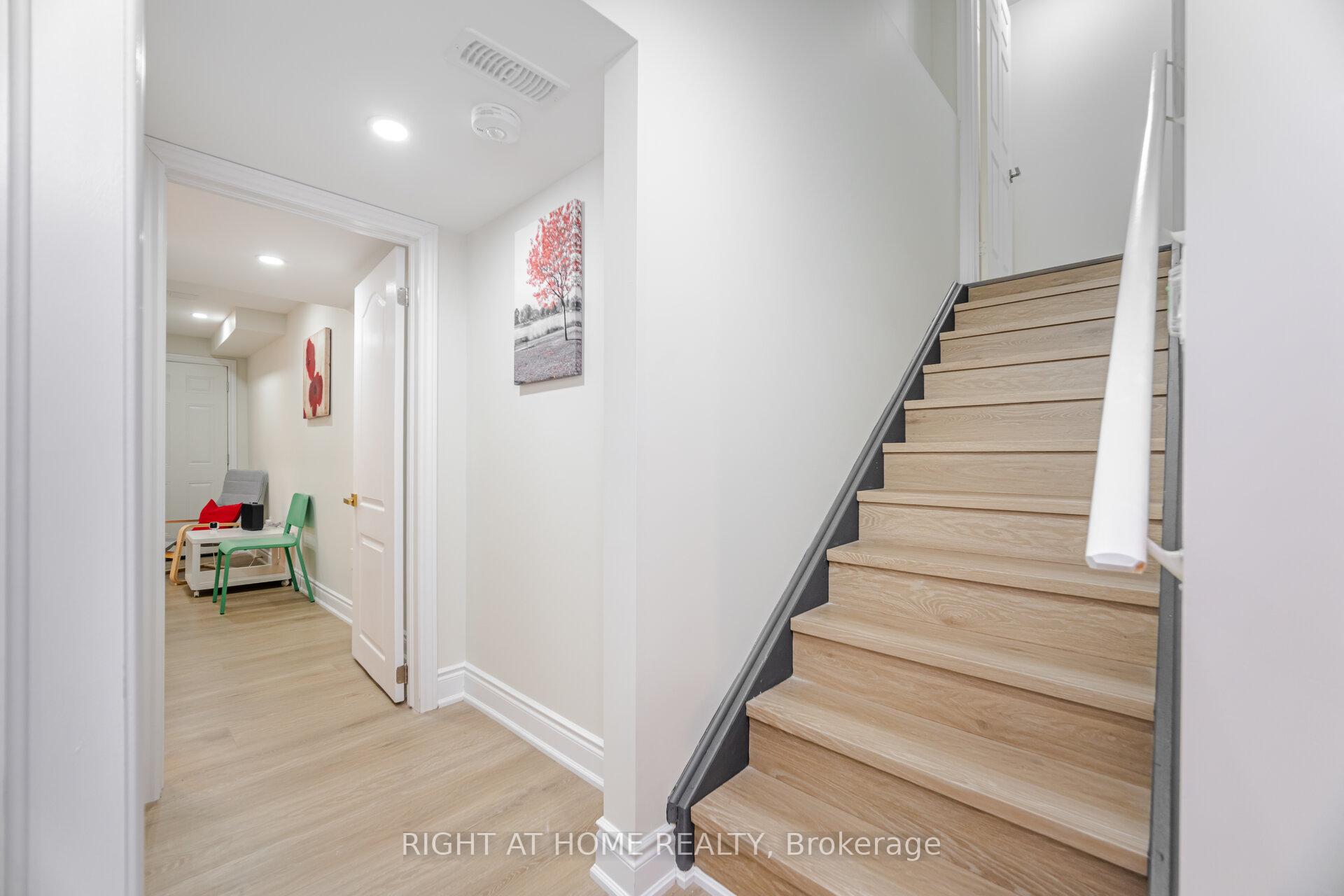 Photo 31 of 266 Skinner Road, Hamilton, Waterdown — HOMEH
