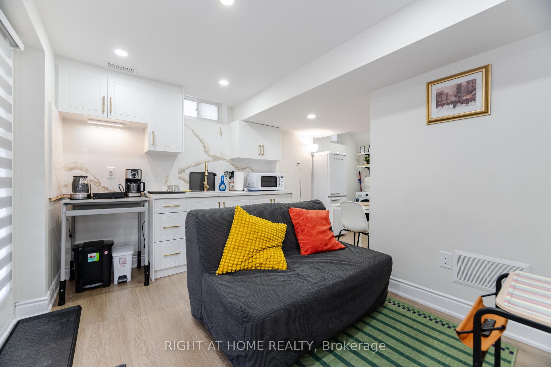 Photo 36 of 266 Skinner Road, Hamilton, Waterdown — HOMEH