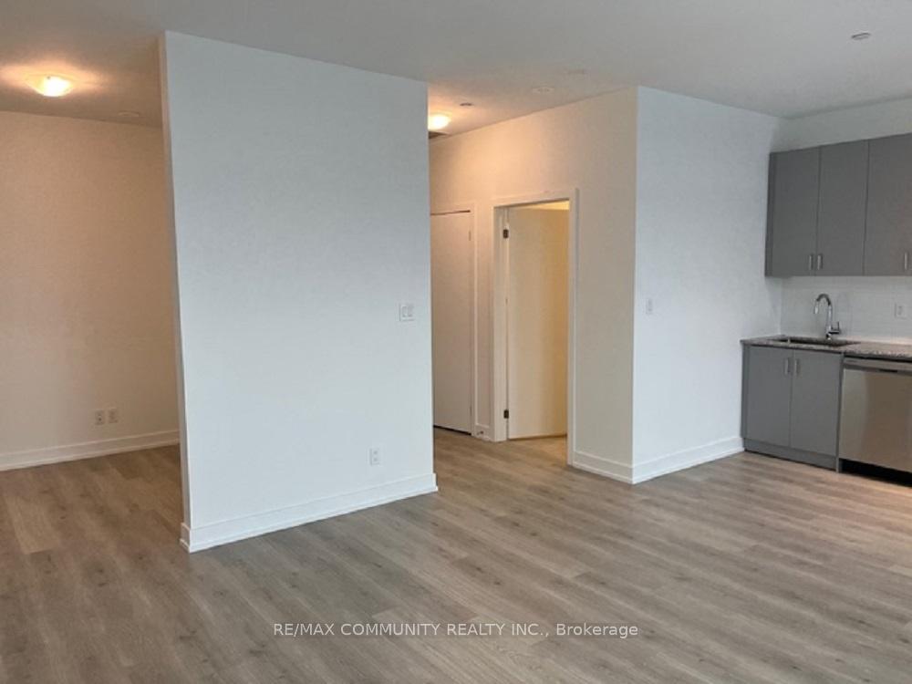 Photo 3 of Unit 502, 1709 Bur Oak Avenue, Markham, Wismer — HOMEH