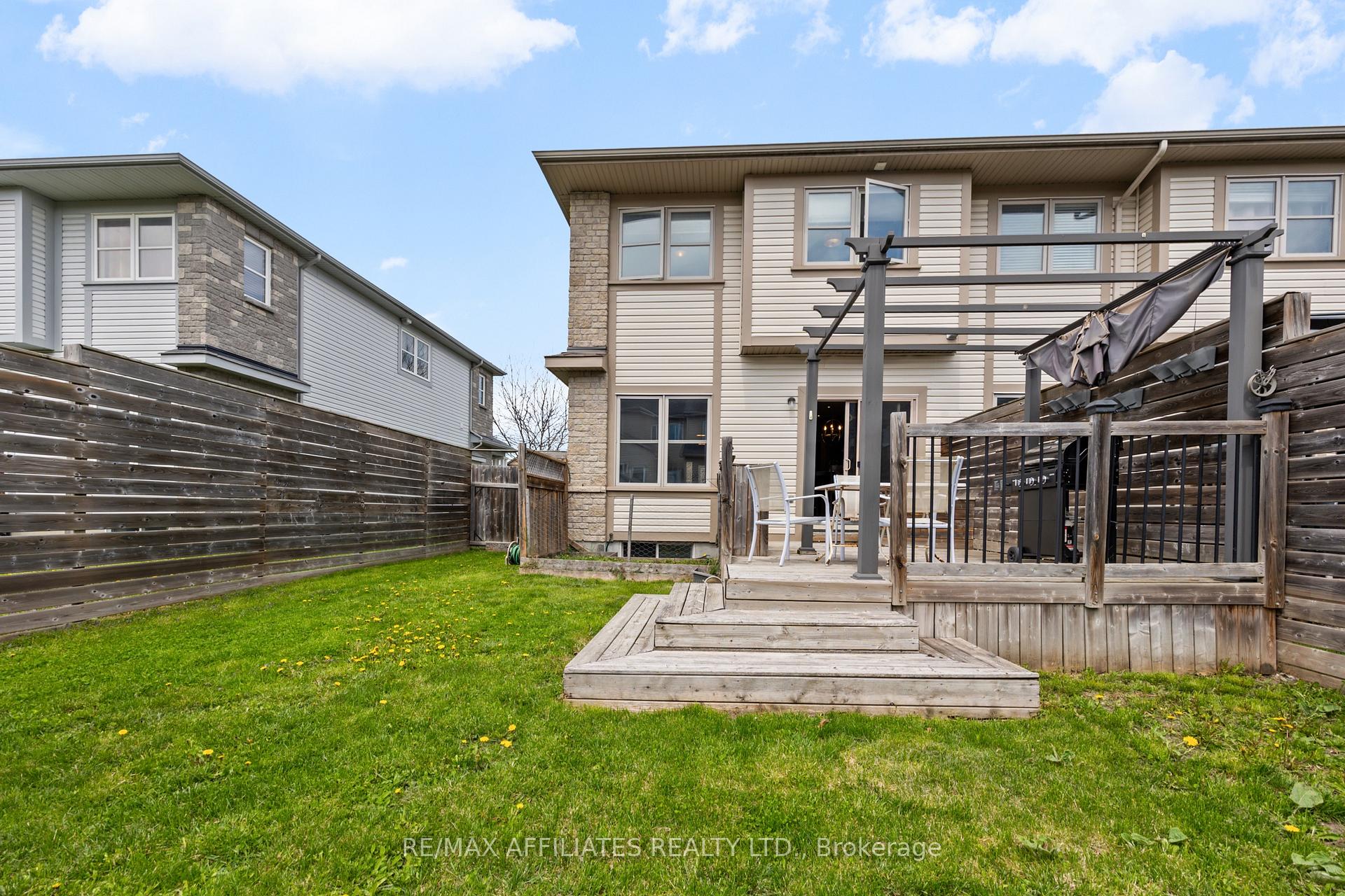 Photo 23 of 60 Hackberry Trail, Carleton Place — HOMEH