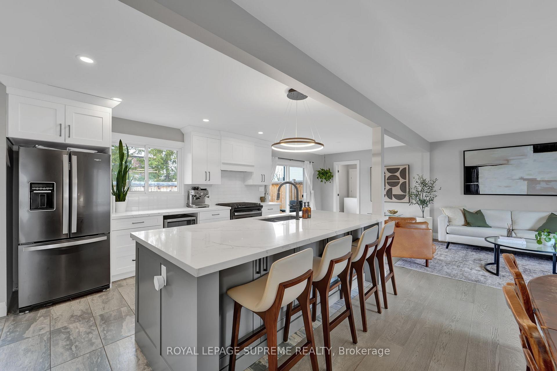 Photo 4 of 187 Ninth Street, Collingwood — HOMEH