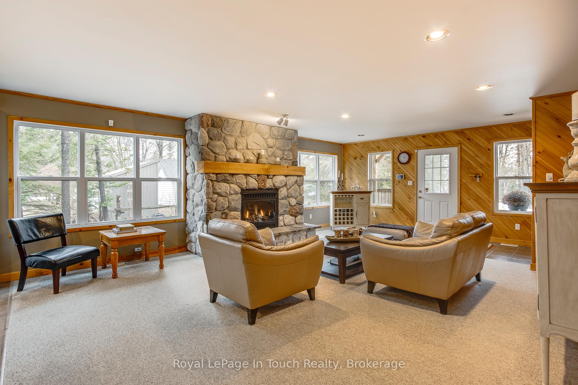 Photo 3 of 1751 Tiny Beaches Road S, Tiny, Rural Tiny — HOMEH