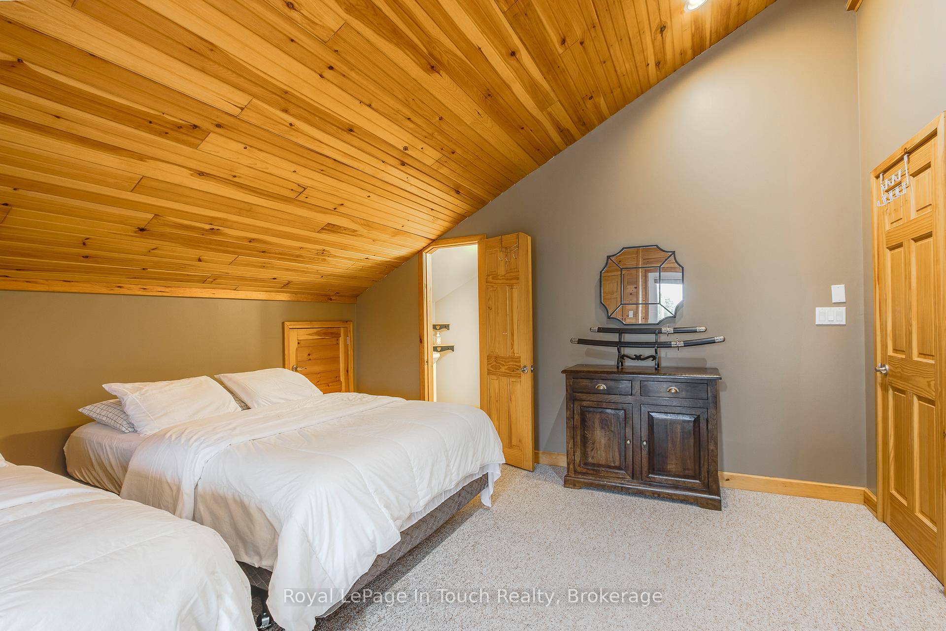 Photo 32 of 1751 Tiny Beaches Road S, Tiny, Rural Tiny — HOMEH