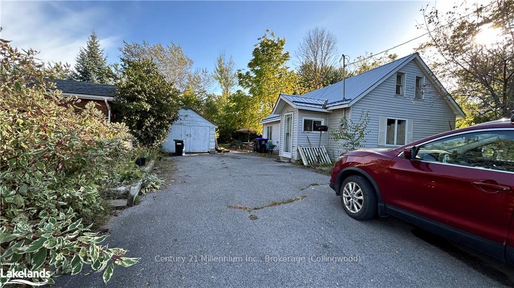 Photo 3 of 472 Sixth Street, Collingwood — HOMEH