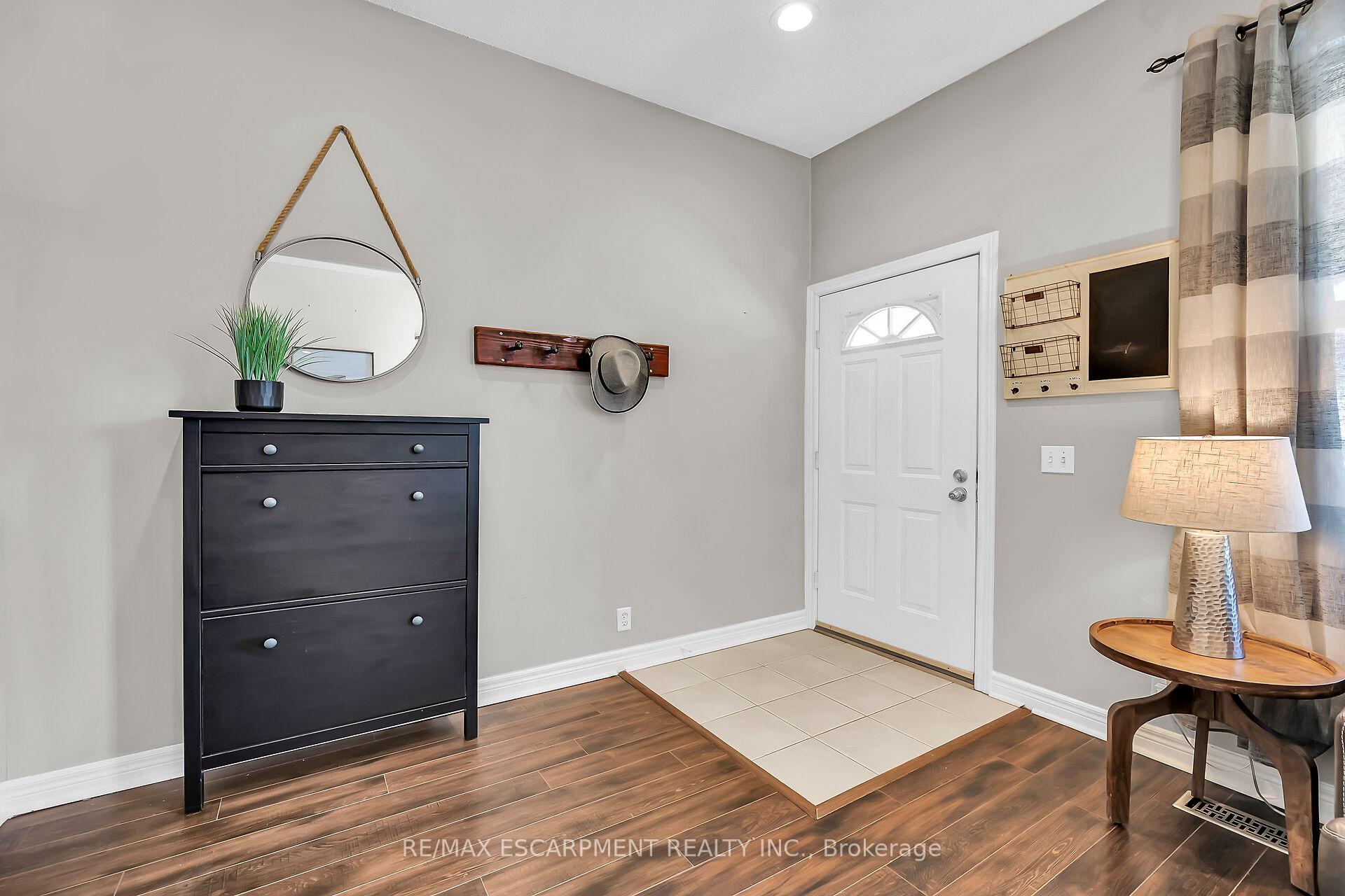 Photo 2 of 161 Ray Street N, Hamilton, Strathcona — HOMEH
