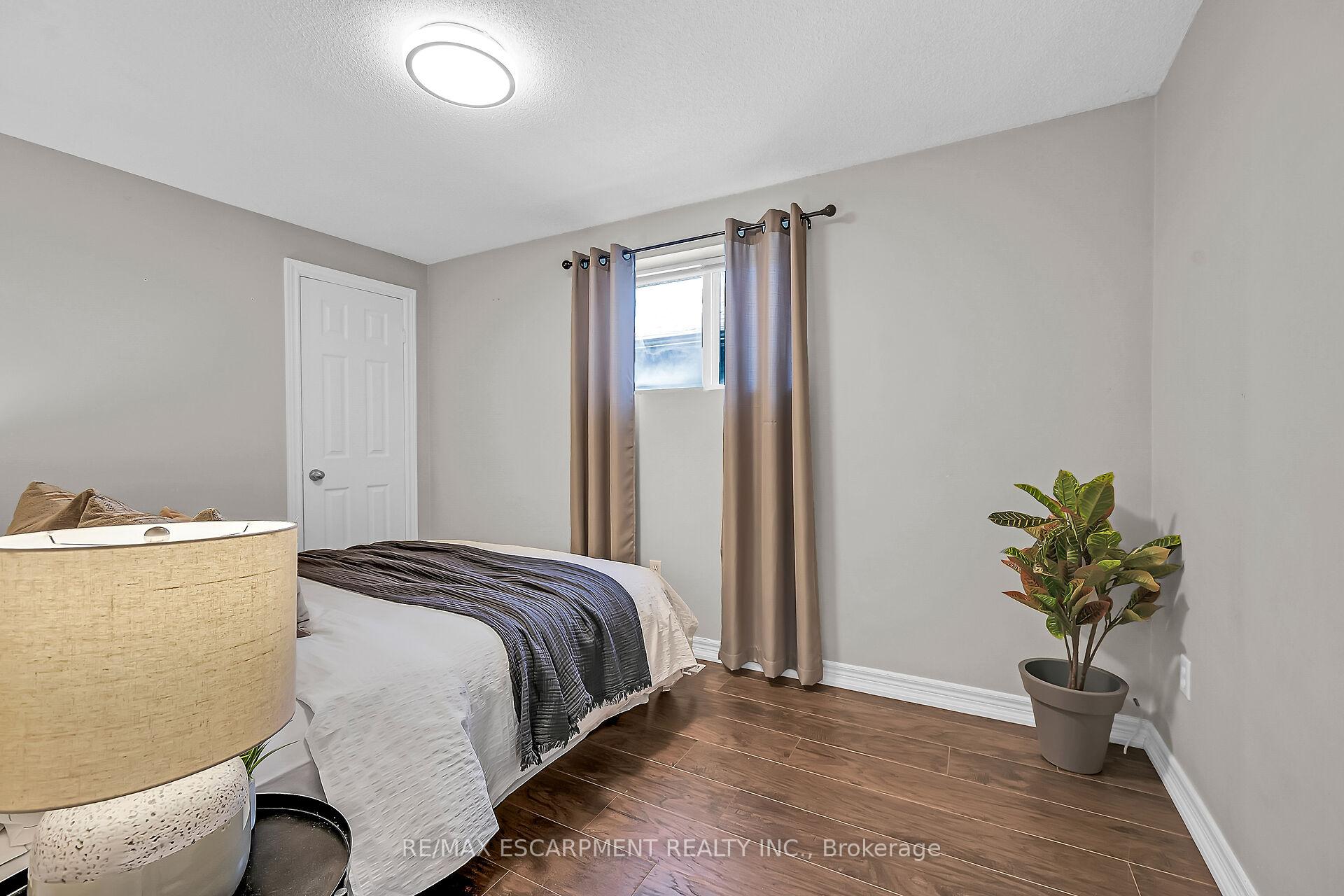 Photo 35 of 161 Ray Street N, Hamilton, Strathcona — HOMEH
