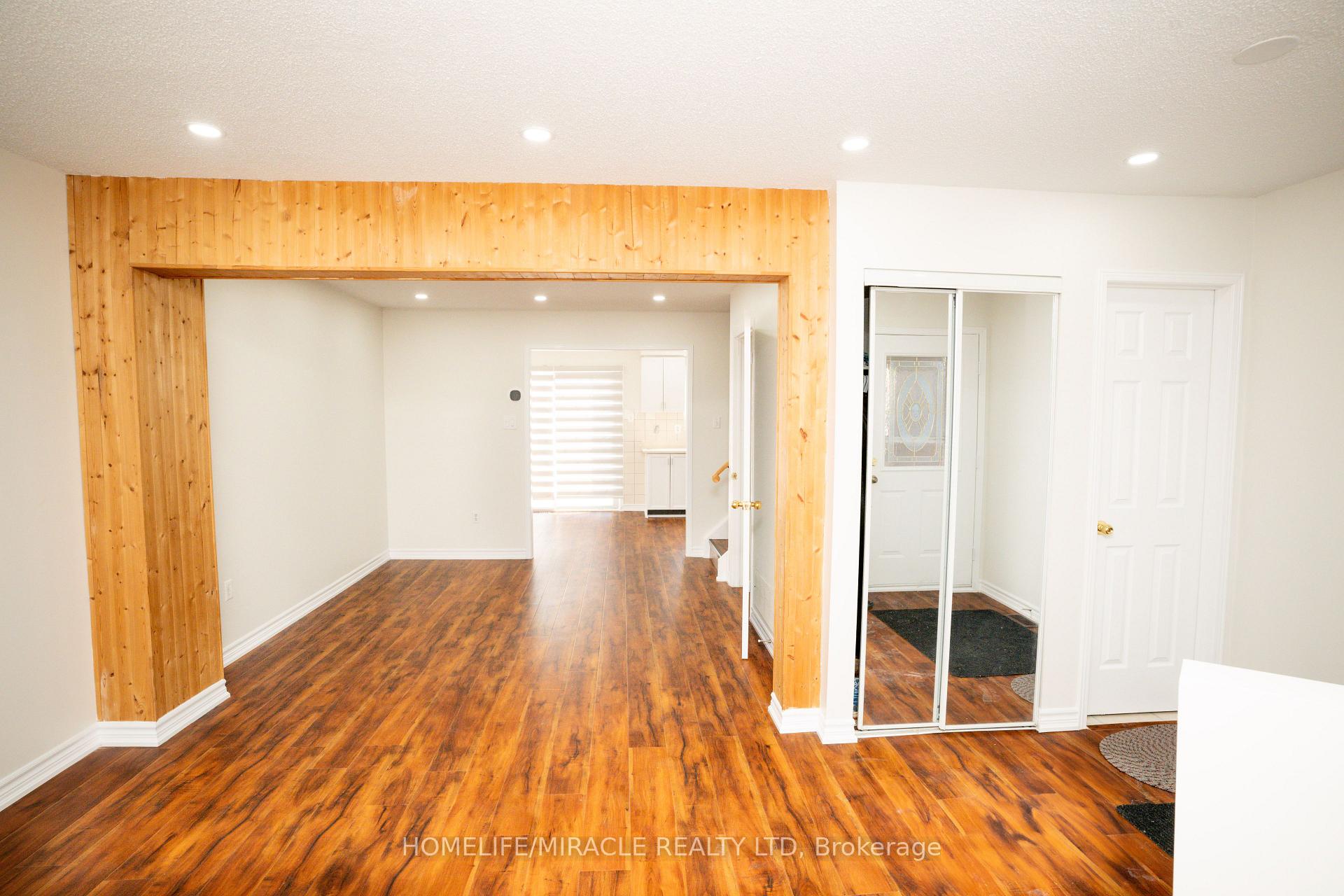 Photo 4 of 23 Piane Avenue, Brampton, Fletcher's West — HOMEH