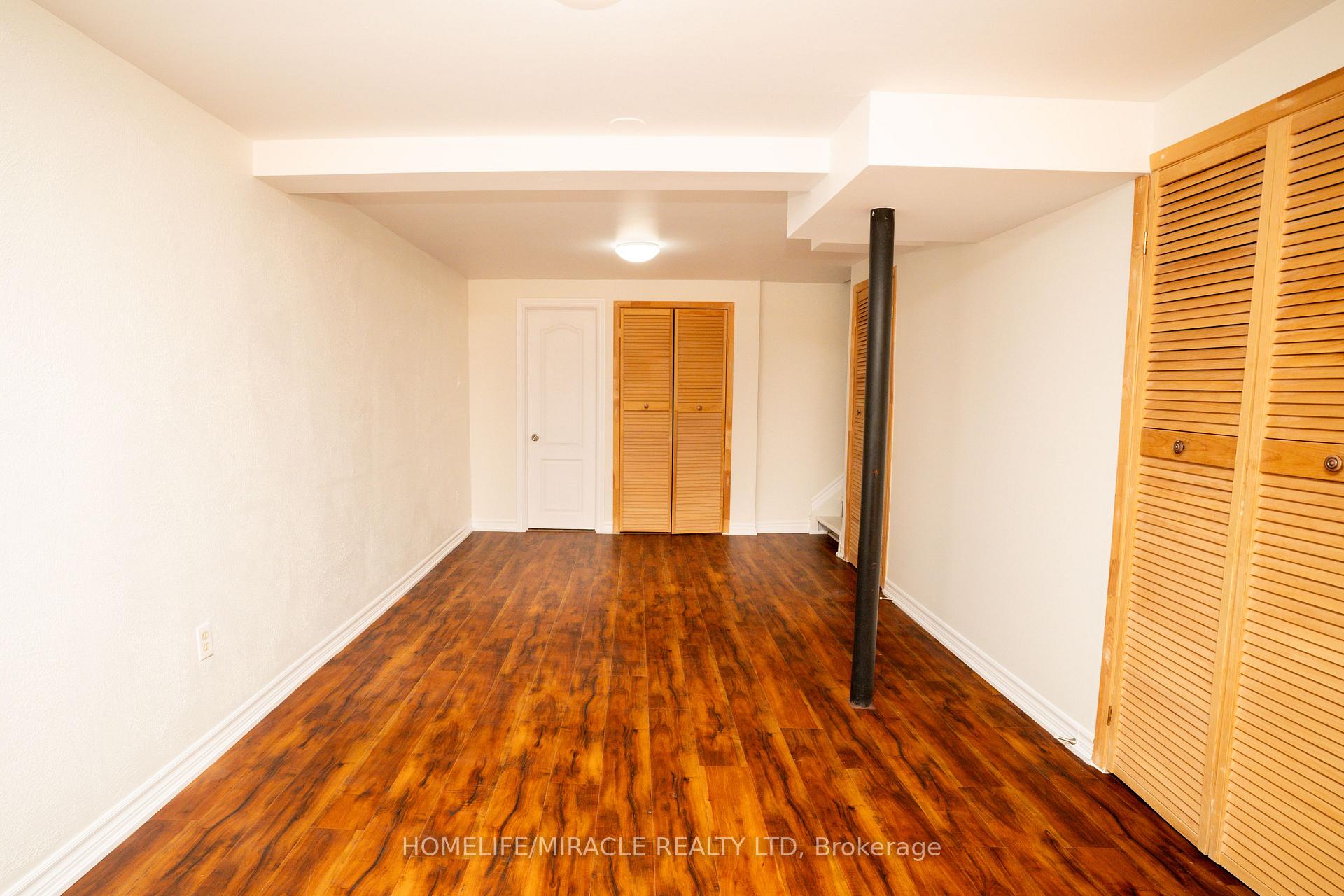 Photo 12 of 23 Piane Avenue, Brampton, Fletcher's West — HOMEH