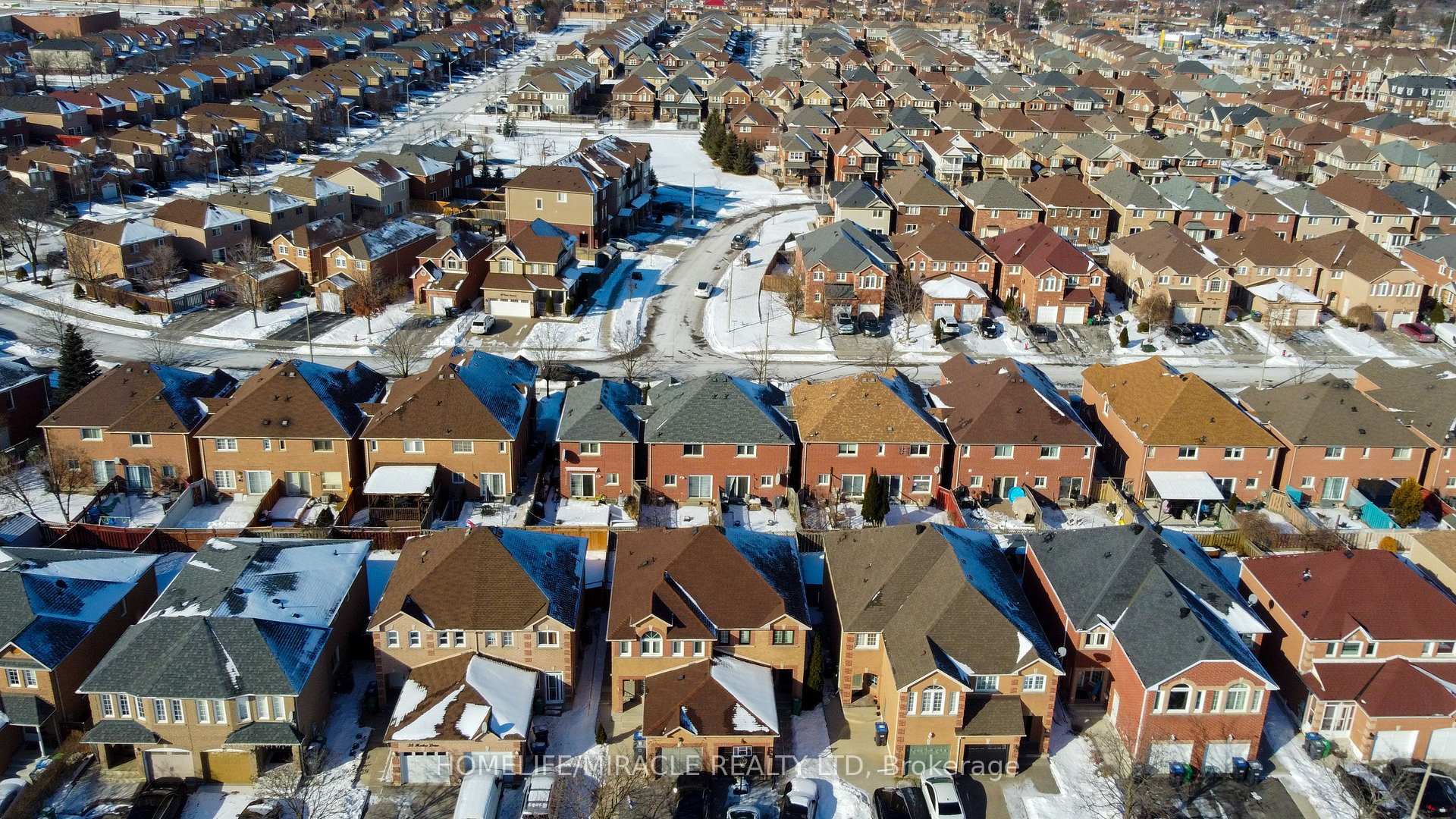 Photo 28 of 23 Piane Avenue, Brampton, Fletcher's West — HOMEH