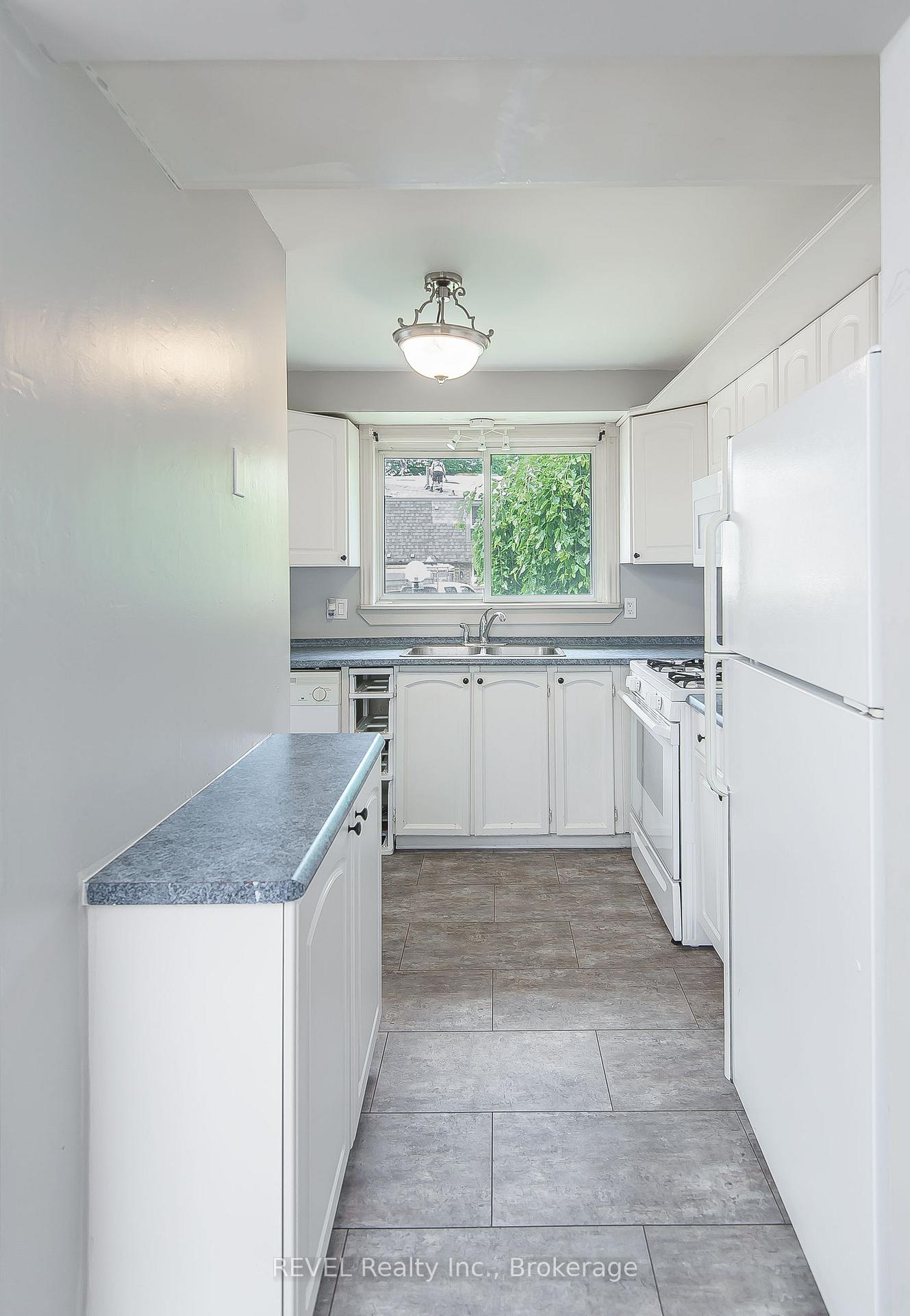 Photo 23 of Unit 54, 151 Linwell Road, St. Catharines, Lakeport — HOMEH
